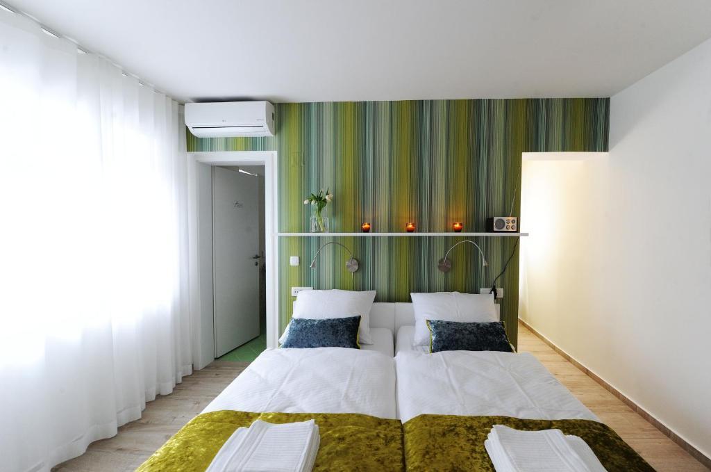 Garni Hotel Azur Laibach Zimmer foto
