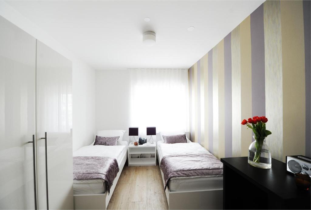 Garni Hotel Azur Laibach Zimmer foto